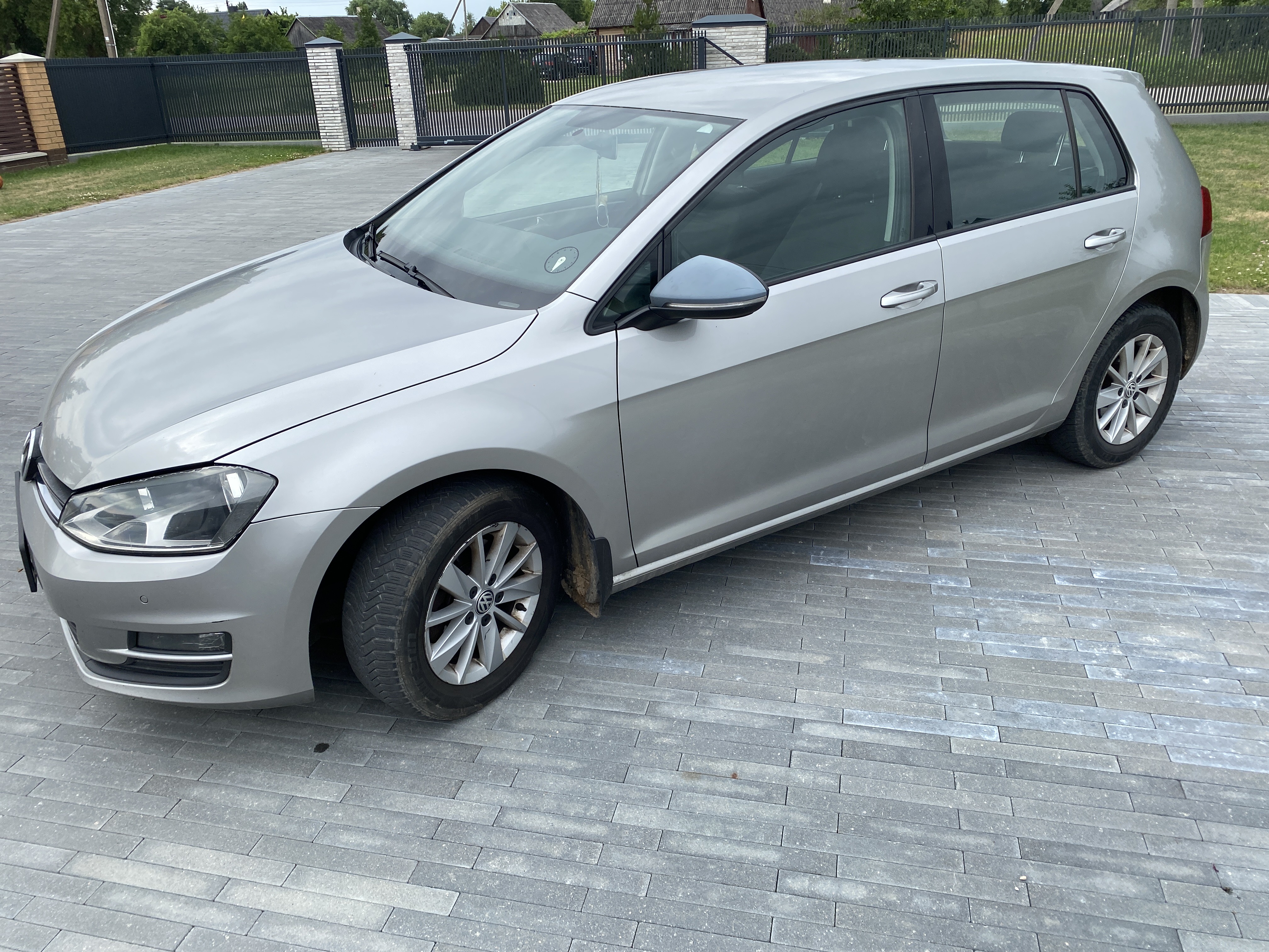 Volkswagen Golf VII