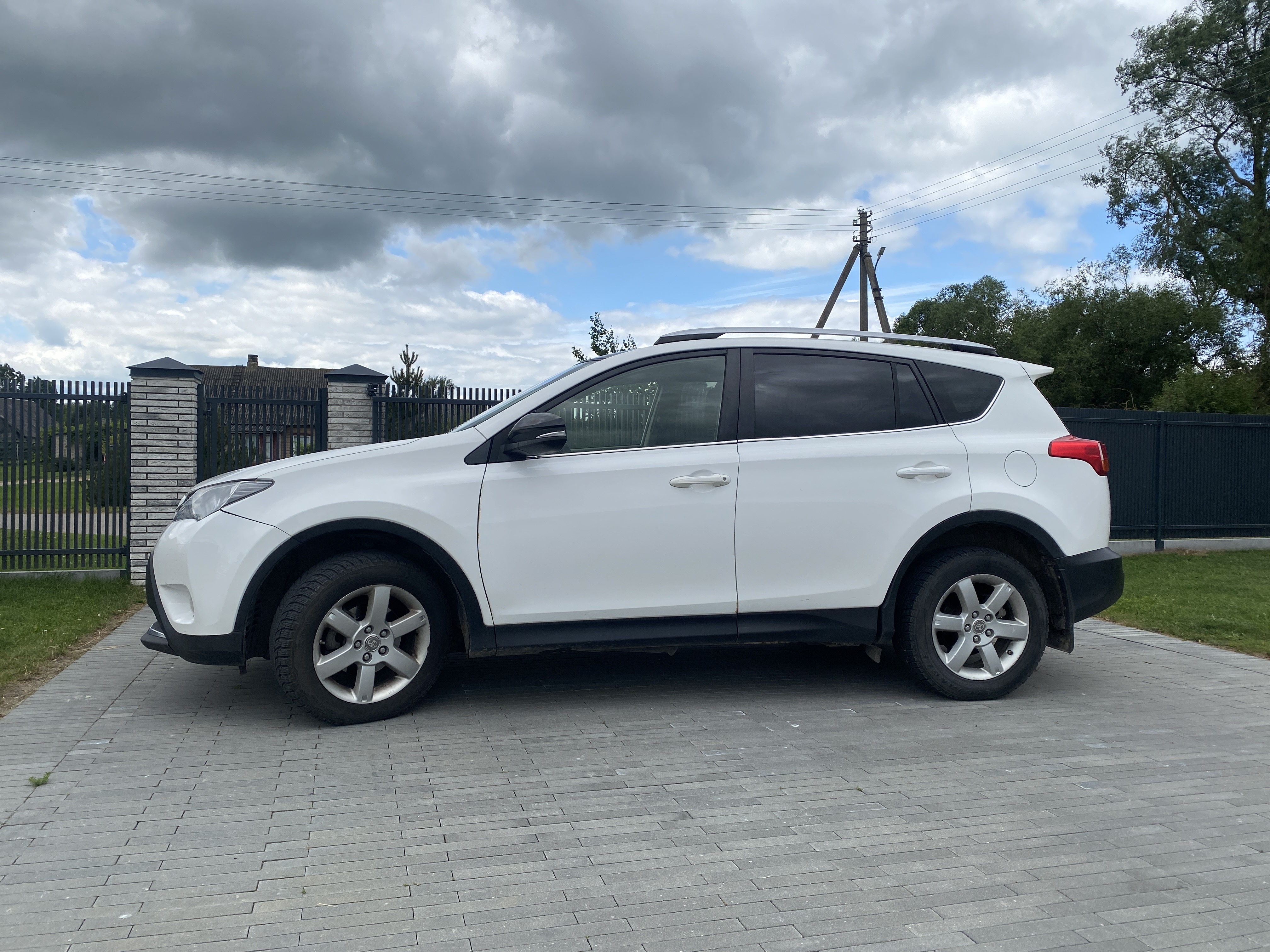 Toyota Rav IV